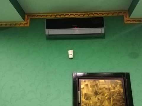 коммерческая по адресу Героїв Майдану ул. (Театральна), 10