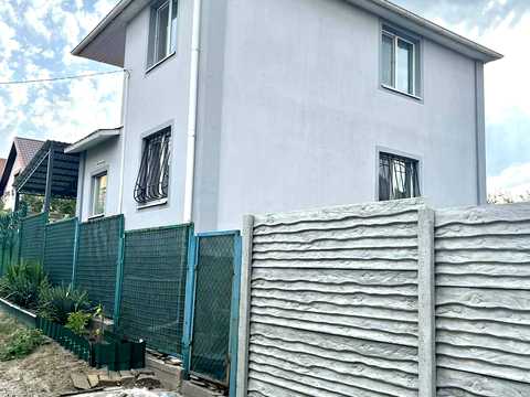 будинок за адресою Підгородне, Центральна вул.