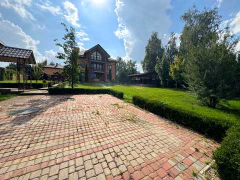дом по адресу Березова, 18