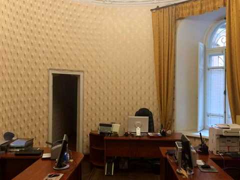 комерційна за адресою Пантелеймонівська вул., 22