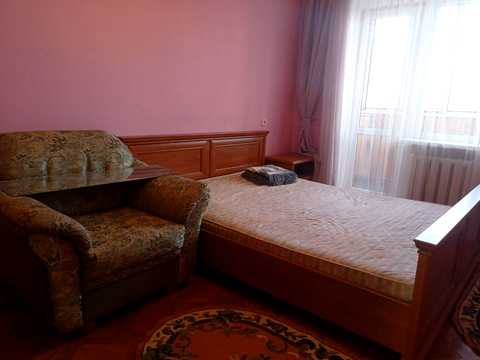 квартира за адресою Молодіжна вул., 5