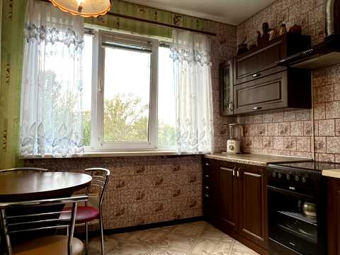 квартира по адресу Натальи Ужвий ул., 4