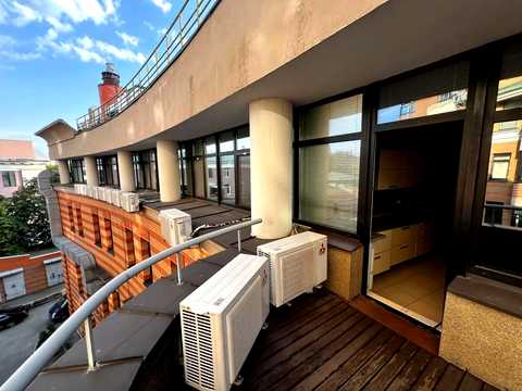 комерційна за адресою Лесі Українки бульв., 23
