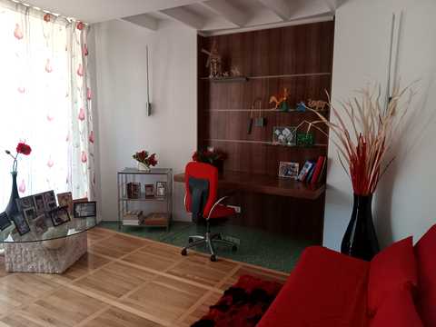 будинок за адресою Анни Ахматової вул., 4