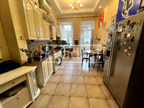 квартира за адресою Хорива вул., 31-А