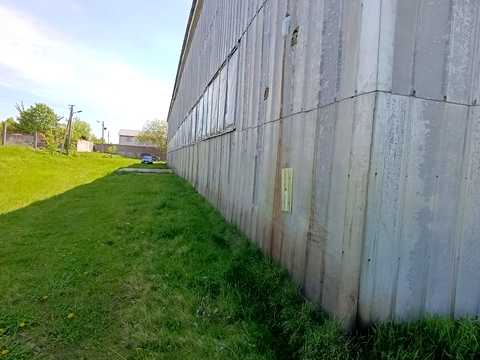 комерційна за адресою вул. Центральна, 32а