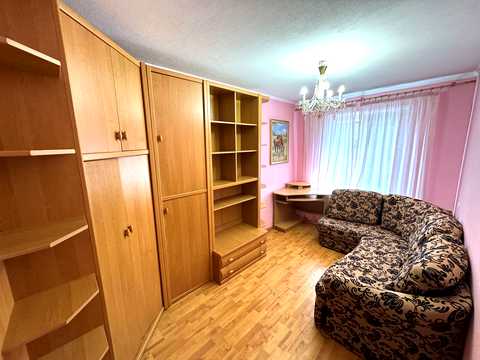 квартира за адресою Зодчих вул., 54