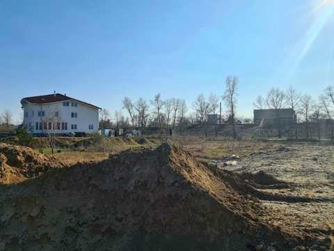 участок по адресу 