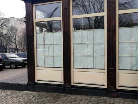 коммерческая по адресу Героїв Майдану ул. (Театральна), 10