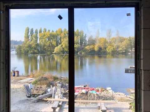 будинок за адресою Героїв Крут вул. (12 Квітня)