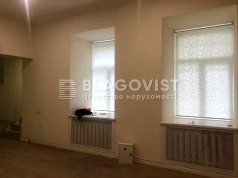 комерційна за адресою Мала Житомирська вул., 5