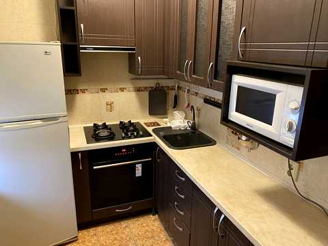 квартира за адресою Ореста Левицького вул. (Академіка Курчатова), 8-Б