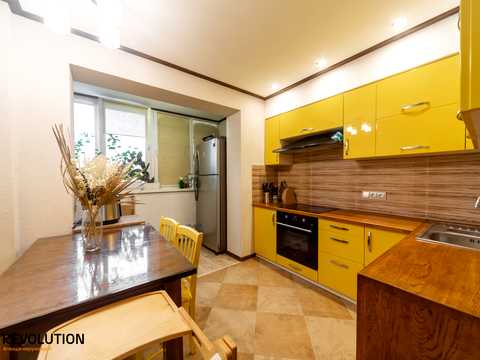 квартира за адресою Героїв Дніпра вул., 42