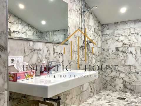 квартира за адресою Регенераторна вул., 4 к8