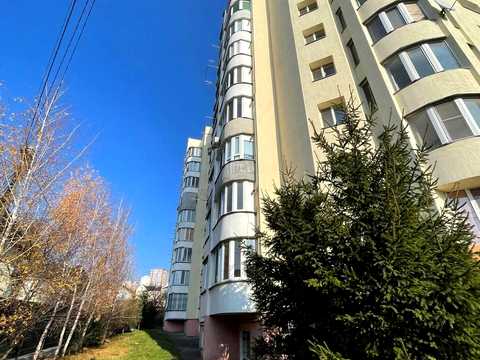 квартира по адресу Степана Бандери ул., 7/1