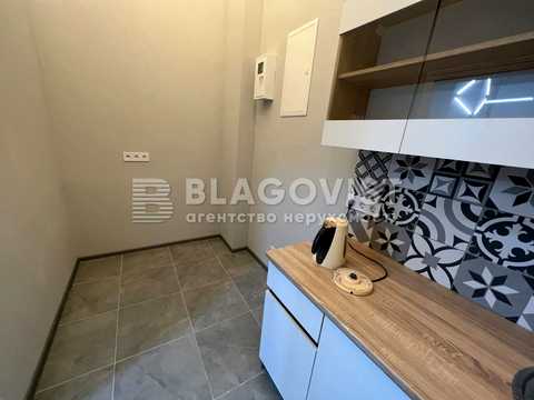 комерційна за адресою Борщагівська вул., 154