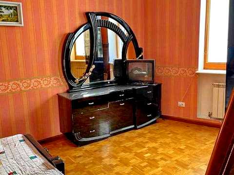 дом по адресу Веры Инбер ул. (Веры Инбер)