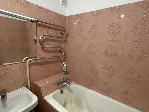 квартира за адресою Хмельницький, Зарічанська вул., 12а