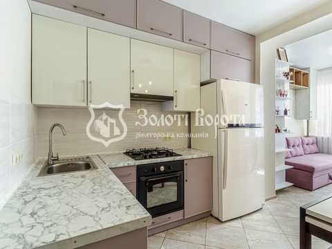 квартира за адресою Миру вул., 6