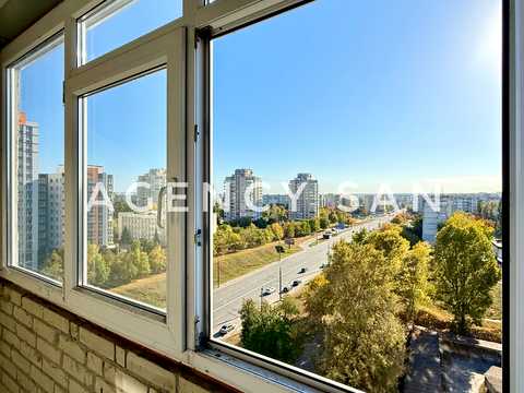 квартира за адресою Михайла Лушпи просп. (Космонавтів), (5 к28)