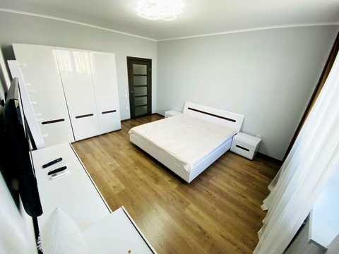 квартира за адресою Ревуцького вул., 40-Б