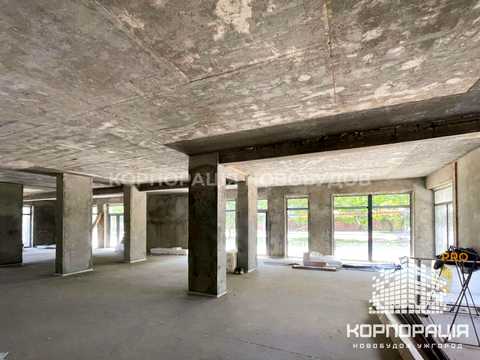 комерційна за адресою Челюскінців, 17