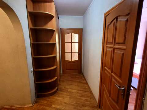 квартира за адресою Ревуцького вул., 42-А