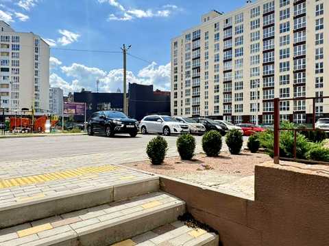 комерційна за адресою Чернігів, Незалежності вул., 21