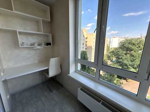 квартира за адресою Феодосійська вул., 2-Л