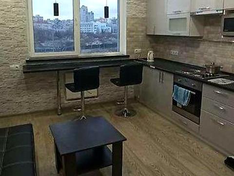 квартира за адресою Ревуцького вул., 40-Г