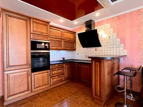 квартира за адресою Тополина вул., 7-А