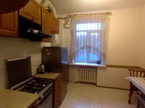 квартира за адресою Коновальця, 26