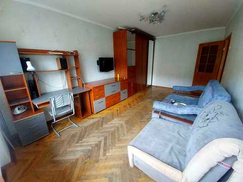 квартира за адресою  Бакинська, 37а