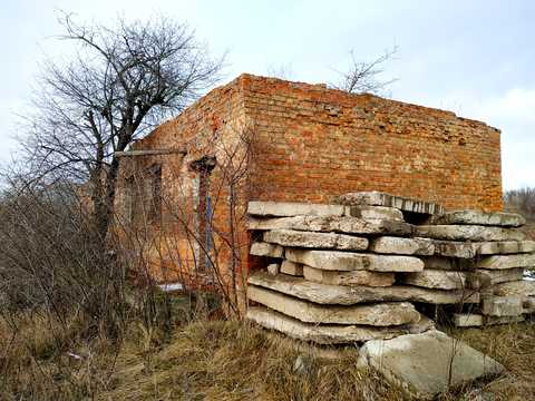 комерційна за адресою Жашківська, 3-а