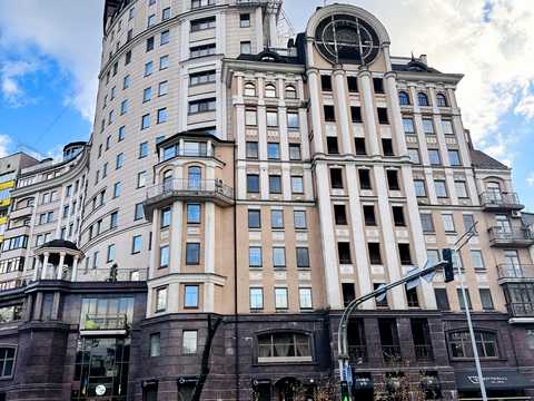 паркомісце за адресою Гетьмана Павла Скоропадського вул. (Толстого), 39