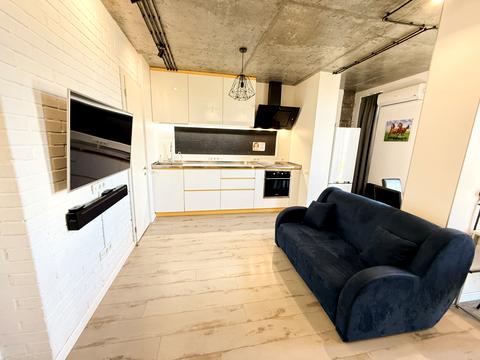 квартира за адресою Регенераторна вул., 4 к7
