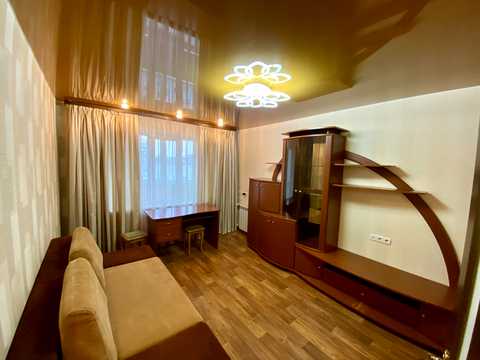 квартира за адресою Тополина вул., 10