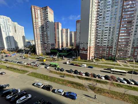 квартира за адресою Єлизавети Чавдар вул., 18