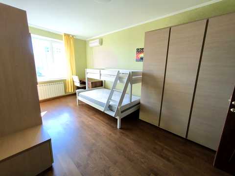 квартира за адресою Голосіївський просп. (40-річчя Жовтня), 68