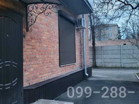 коммерческая по адресу Отакара Яроша ул., 9