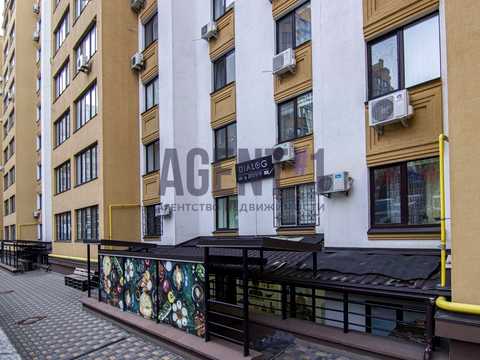 коммерческая по адресу вул. Соборна, 10г