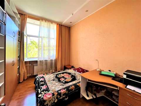 квартира за адресою Переможців вул., 4