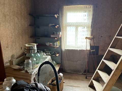 будинок за адресою Центральна, 45