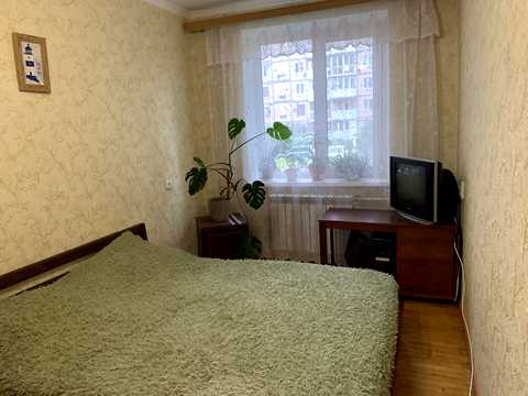 квартира за адресою Космонавтів просп., 55