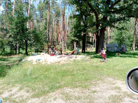 участок по адресу Синеозёрная ул.