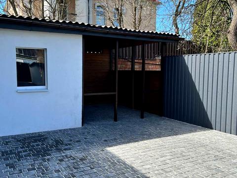 будинок за адресою Токмацька вул. (Великолуцька), 79