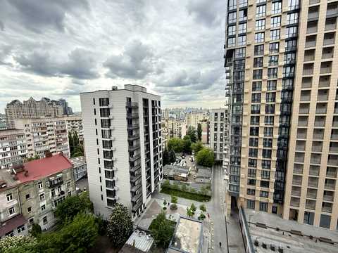 квартира за адресою Бульварно-Кудрявська вул. (Воровського), 17-Б