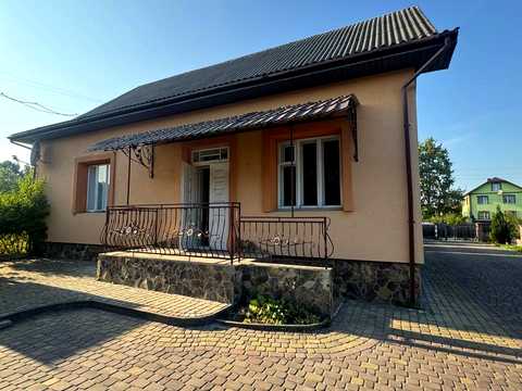 будинок за адресою Лази Лісові