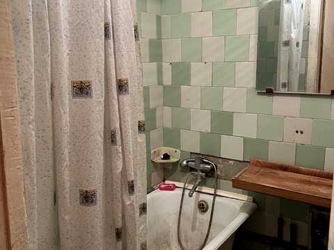 квартира за адресою Закарпатська вул., 10
