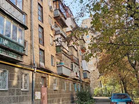 квартира по адресу Костанайская ул., 1